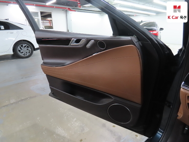 2022 - genesis g80
