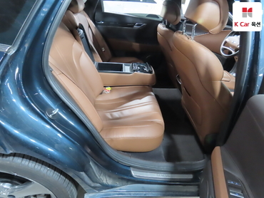 2022 - genesis g80
