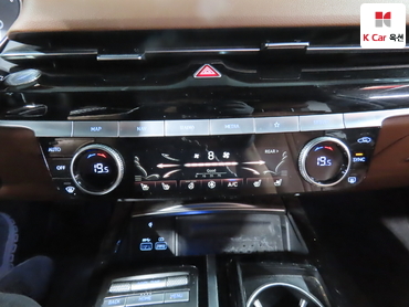 2022 - genesis g80