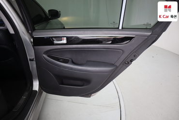 2013 - hyundai bh330
