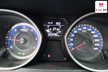 2014 - hyundai avante
