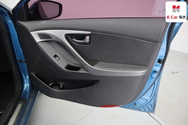 2014 - hyundai avante