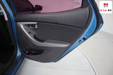2014 - hyundai avante