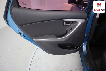 2014 - hyundai avante