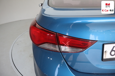 2014 - hyundai avante