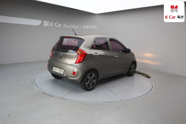 2012 - kia morning
