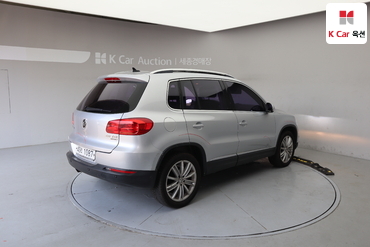 2014 - volkswagen tiguan