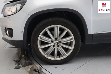 2014 - volkswagen tiguan