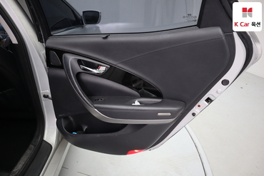 2011 - hyundai grandeur