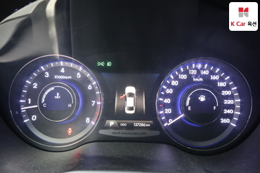 2011 - hyundai grandeur