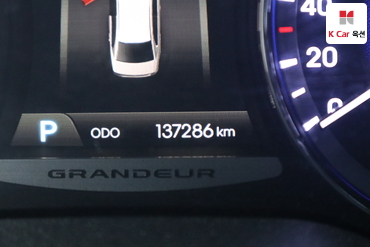 2011 - hyundai grandeur