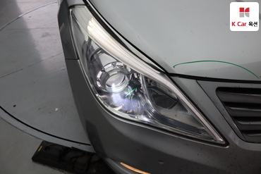 2011 - hyundai grandeur