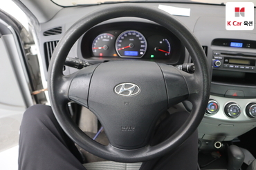 2010 - hyundai avante