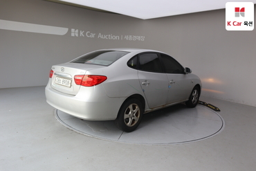 2010 - hyundai avante