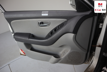 2010 - hyundai avante