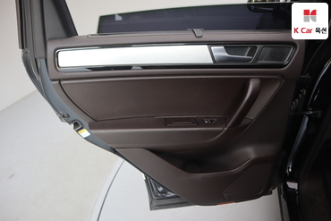 2013 - volkswagen touareg