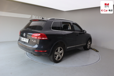 2013 - volkswagen touareg