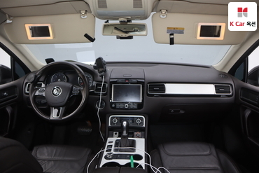 2013 - volkswagen touareg