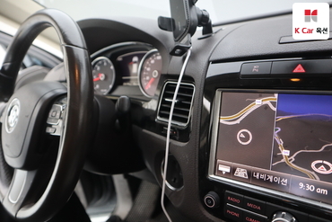 2013 - volkswagen touareg