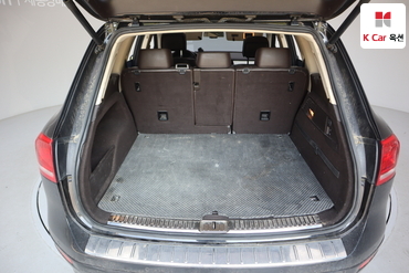 2013 - volkswagen touareg