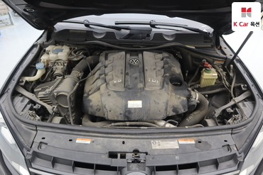 2013 - volkswagen touareg