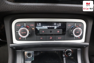 2013 - volkswagen touareg