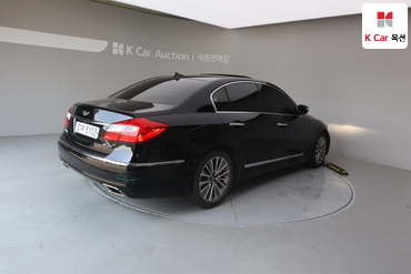 2013 - hyundai bh330