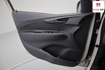 2016 - chevrolet spark