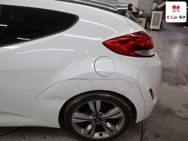 2012 - hyundai veloster