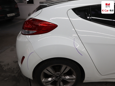 2012 - hyundai veloster