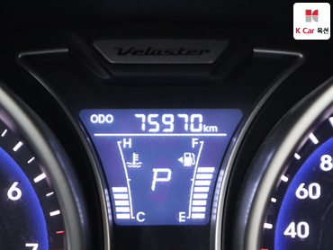 2012 - hyundai veloster