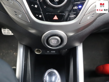 2012 - hyundai veloster