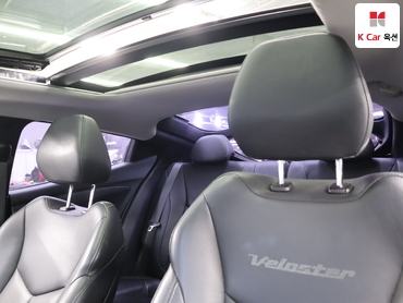 2012 - hyundai veloster