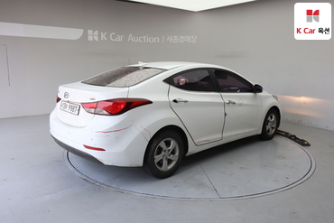 2016 - hyundai avante