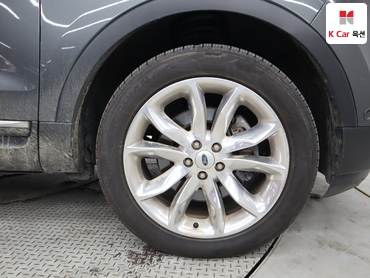 2015 - ford explorer