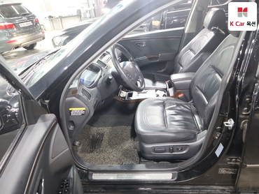 2010 - hyundai grandeur