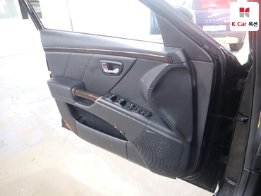 2010 - hyundai grandeur