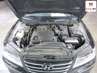 2010 - hyundai grandeur