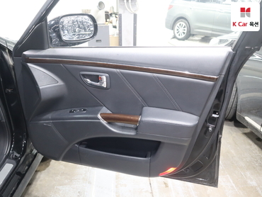 2010 - hyundai grandeur