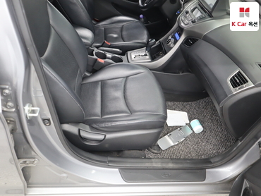 2013 - hyundai avante