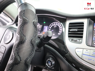 2012 - hyundai bh330