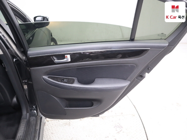 2012 - hyundai bh330