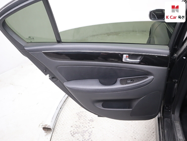 2012 - hyundai bh330
