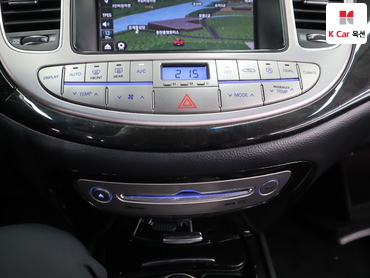 2012 - hyundai bh330