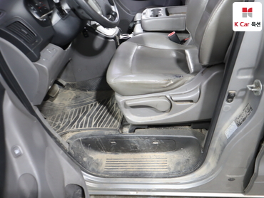 2014 - hyundai grand starex
