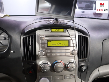 2014 - hyundai grand starex