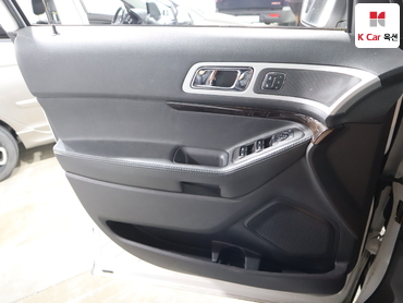 2013 - ford explorer