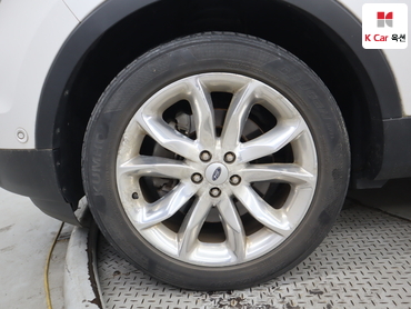2013 - ford explorer