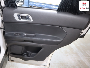 2013 - ford explorer