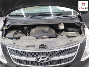 2012 - hyundai grand starex